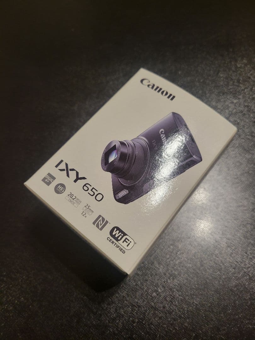 Canon IXY650 コンパクトデジタルカメラ　シルバー