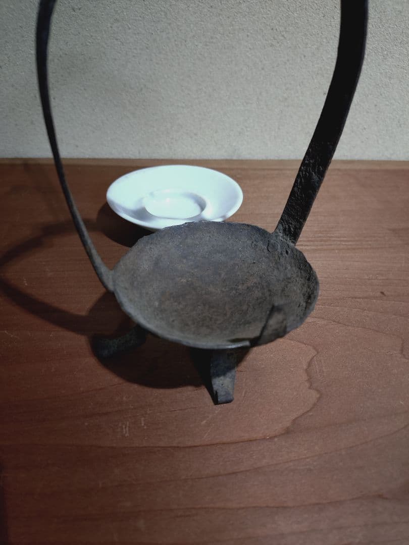 鉄製 吊るし灯火器 花器 花入れ 古道具 古民具 燭台 行燈 行火 灯明