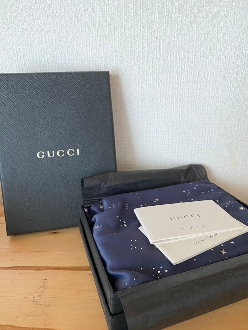 【新品未使用】GUCCI GGキャンバス パスポートケース