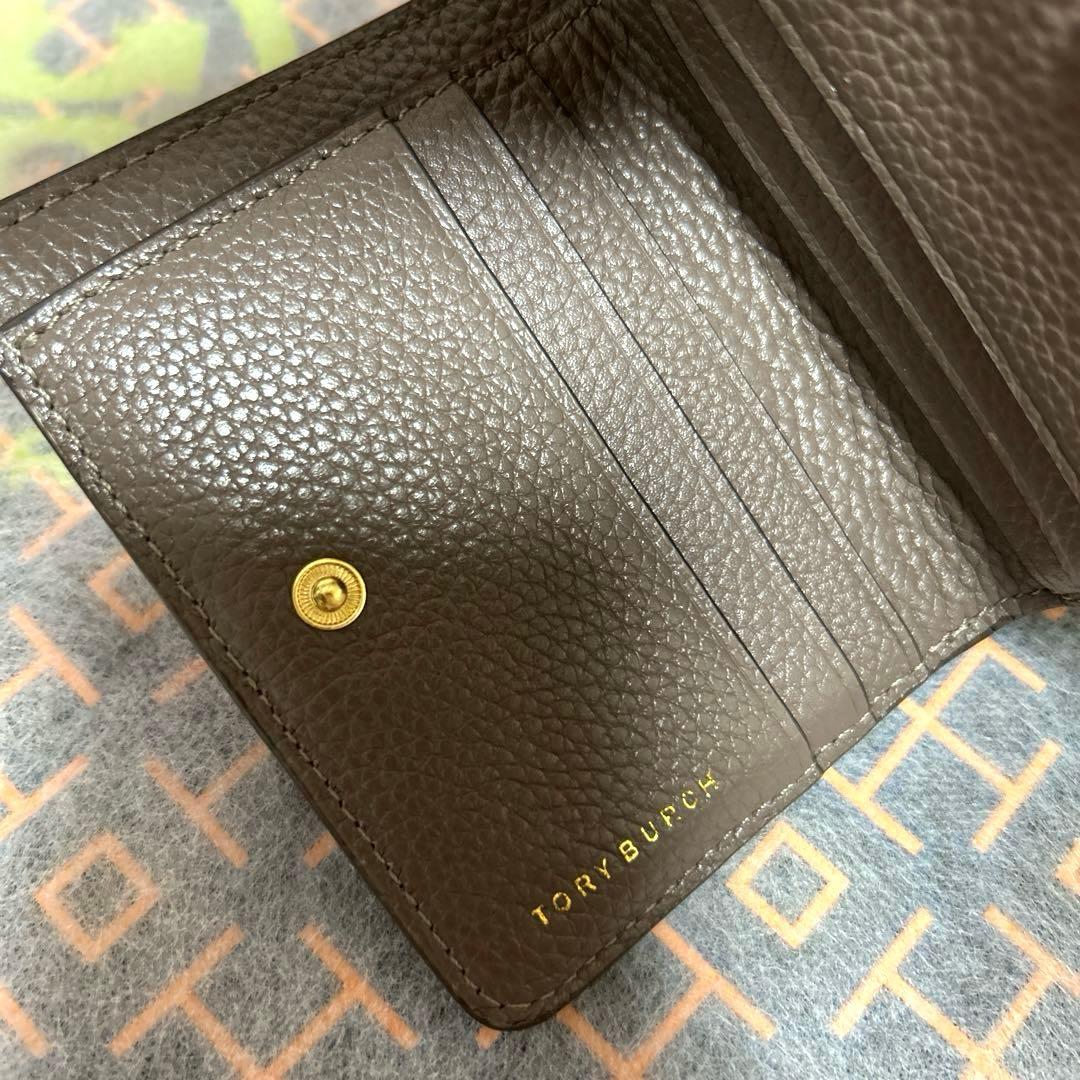 極美品　Tory Burch グレー系　レザー二つ折り財布