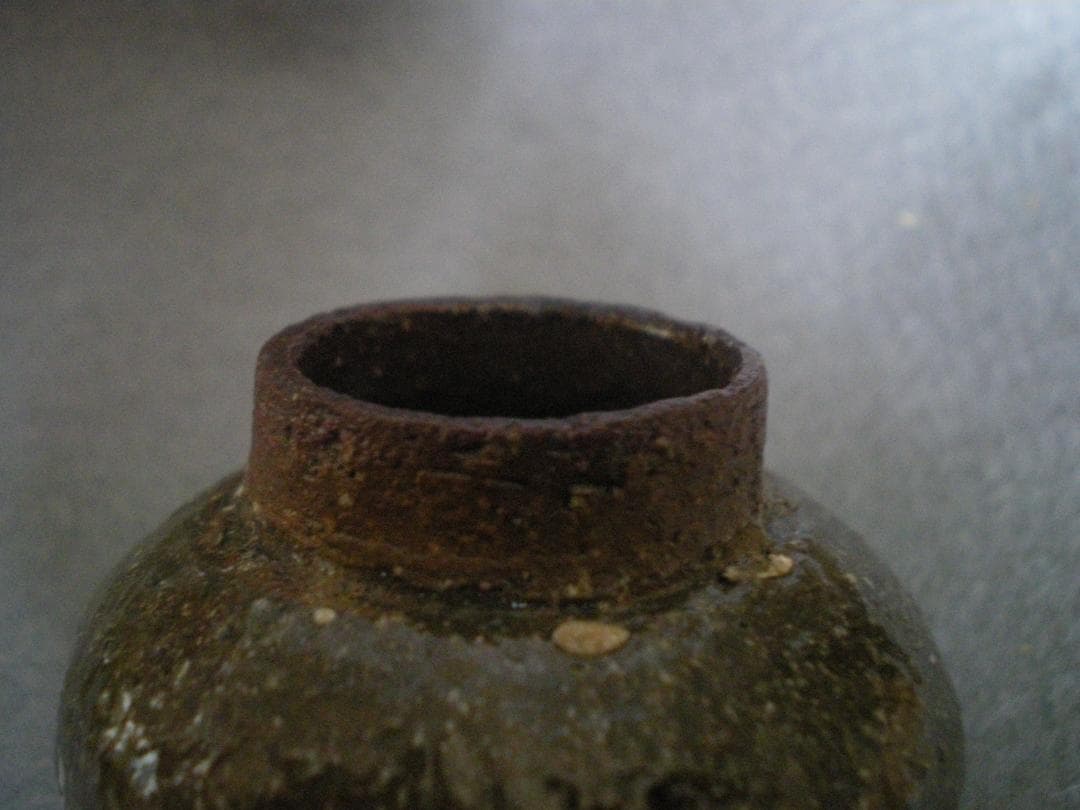 香合八代焼瓢象嵌