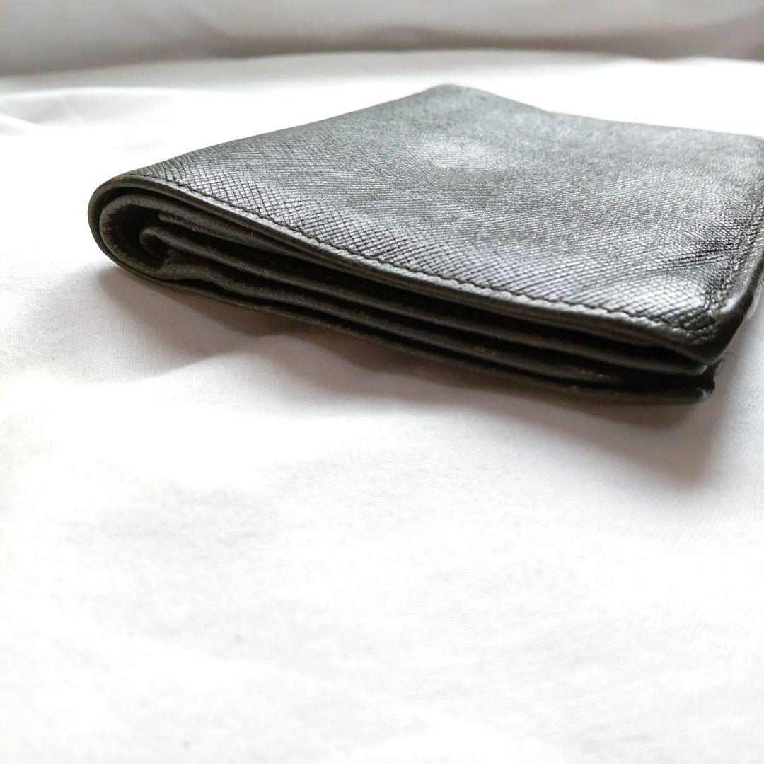 レア色✨PRADA サフィアーノレザーダークグリーンオリーブグリーン二つ折り財布