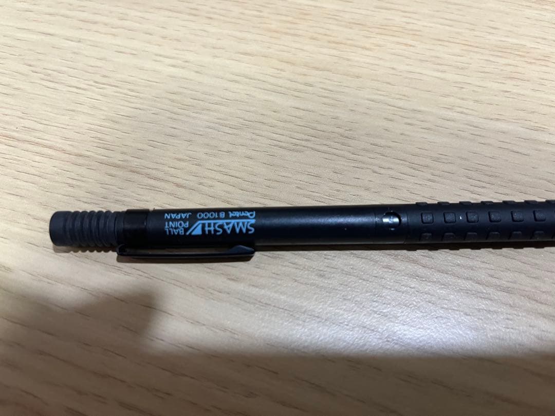 r　スマッシュ SMASH ぺんてる ボールペン 筆記具