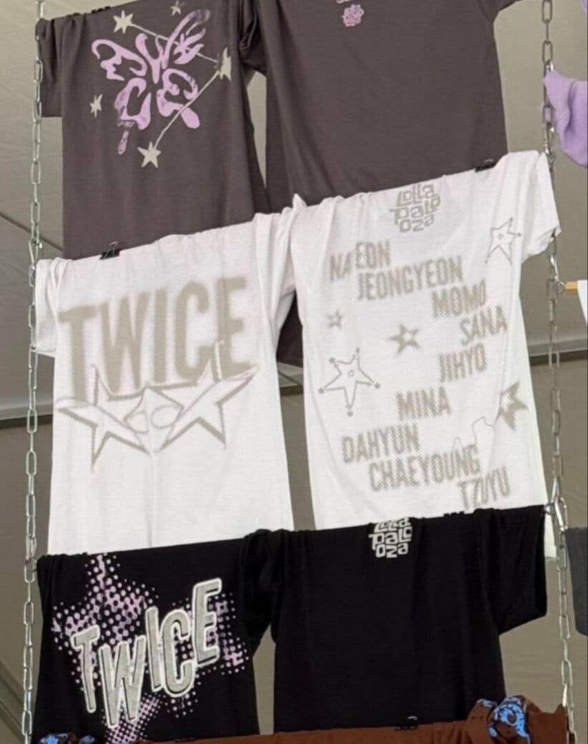 TWICE Lollapalooza 2025 グレーTシャツ X L 新品