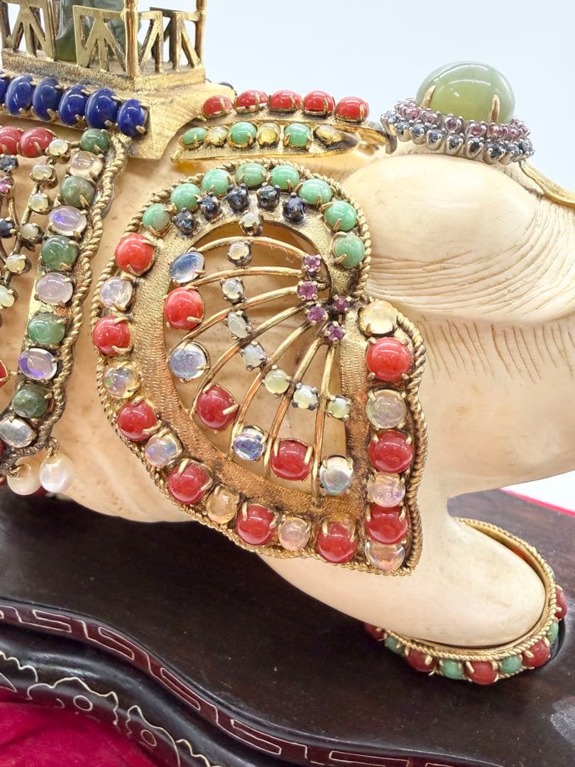 削除します　天然素材 宝石飾 象 置物 全長22cm 重1.24kg 細密細工