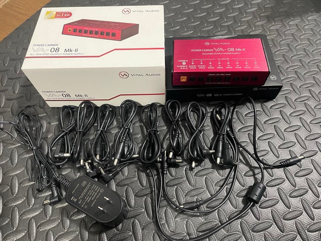 VITAL AUDIO VA-08 Mk-II（エフェクター用パワーサプライ）