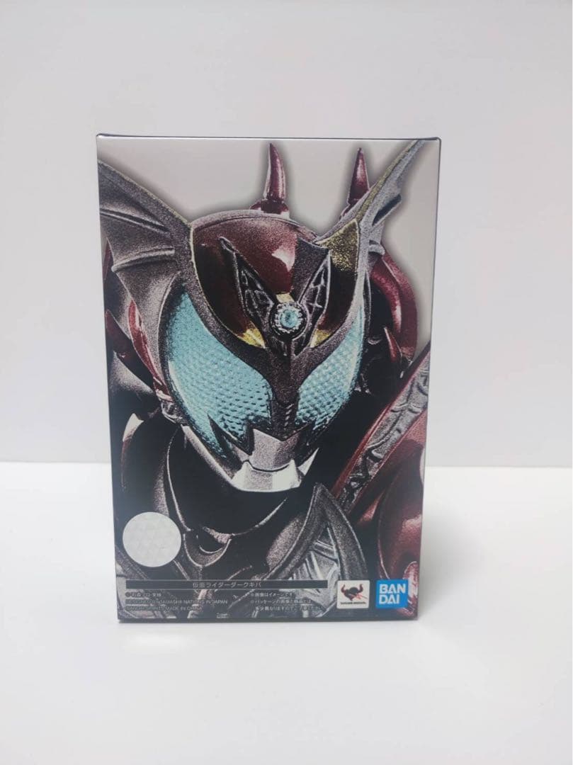 新品未開封　S.H.Figuarts 真骨彫製法 仮面ライダーダークキバ