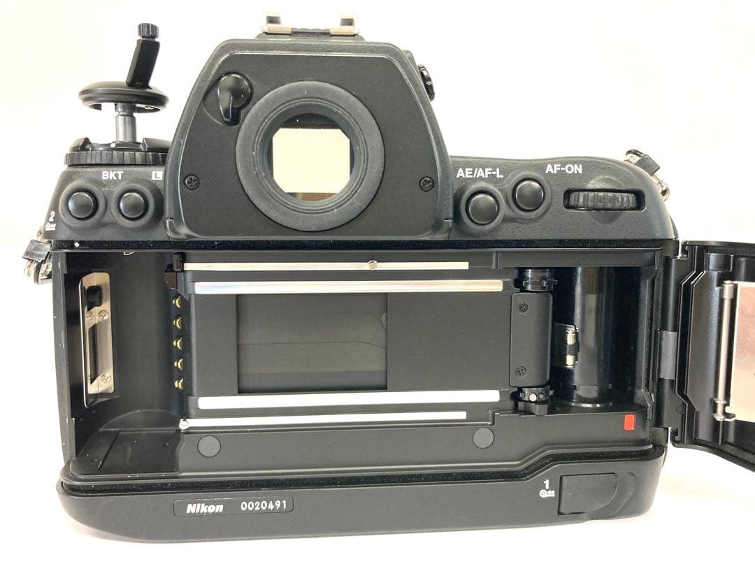 Nikon ニコン F6 SLR フィルムカメラ
