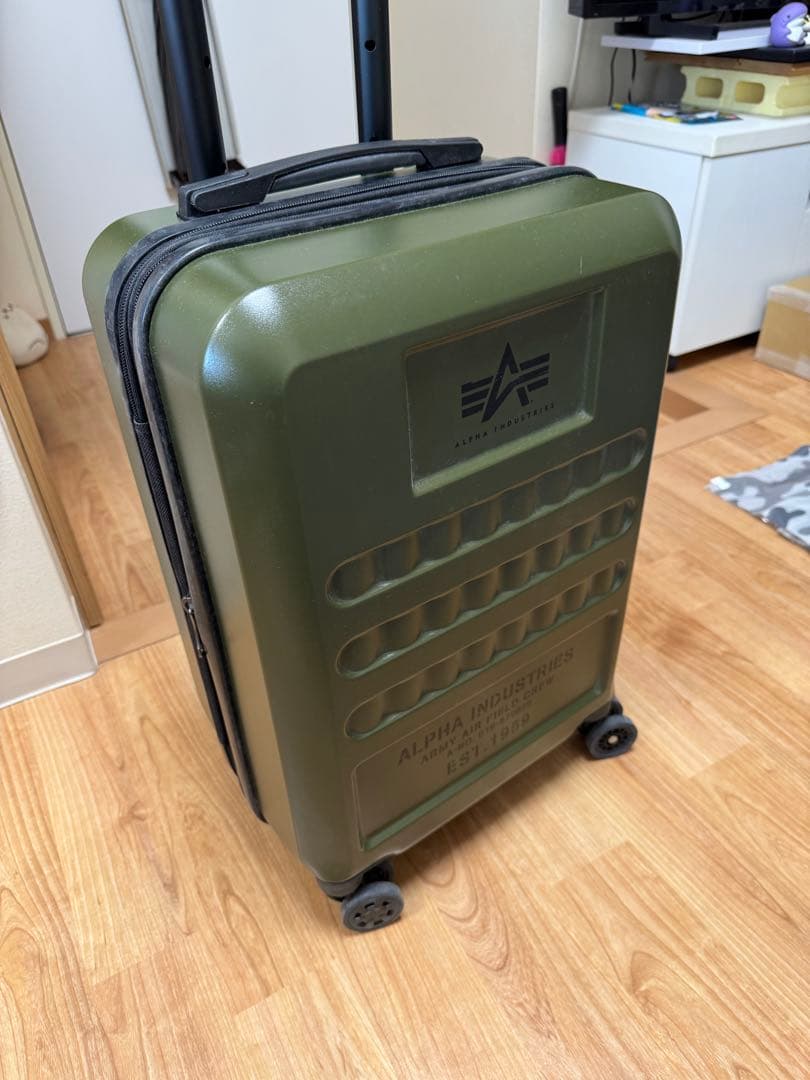 ALPHA INDUSTRIES キャリーケース 美品　オマケ付き