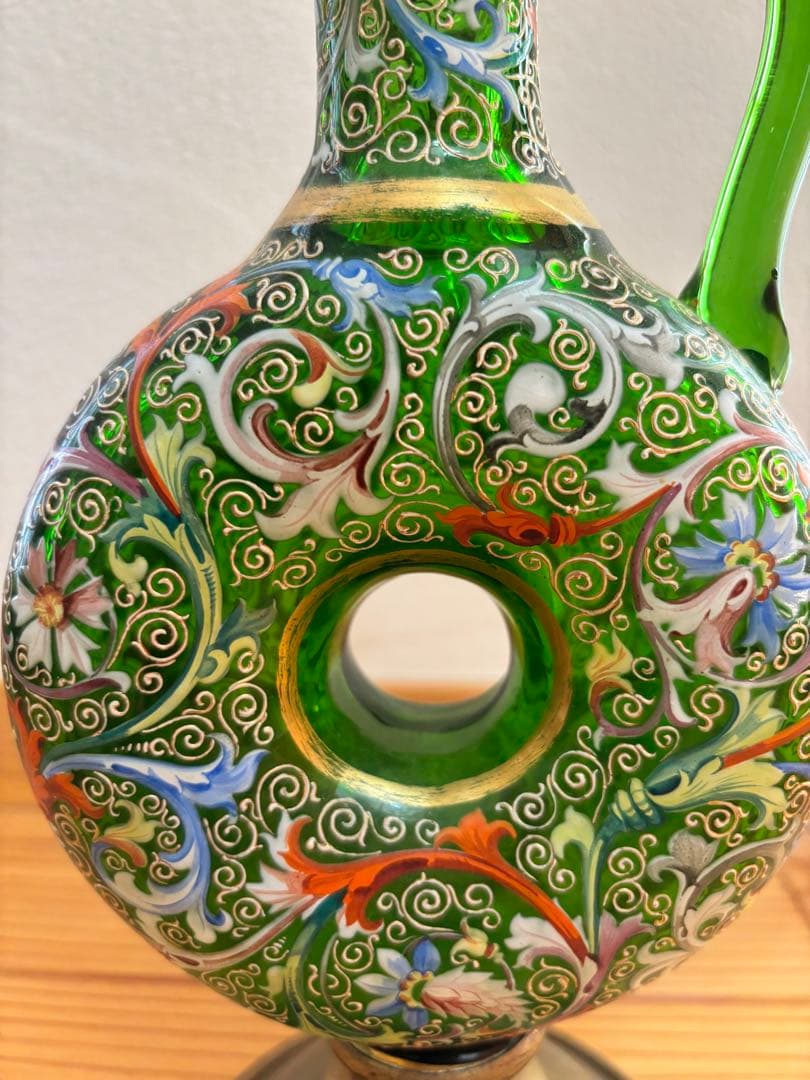 MOSER モーゼル　美しいガラス製ピッチャー 緑　金彩