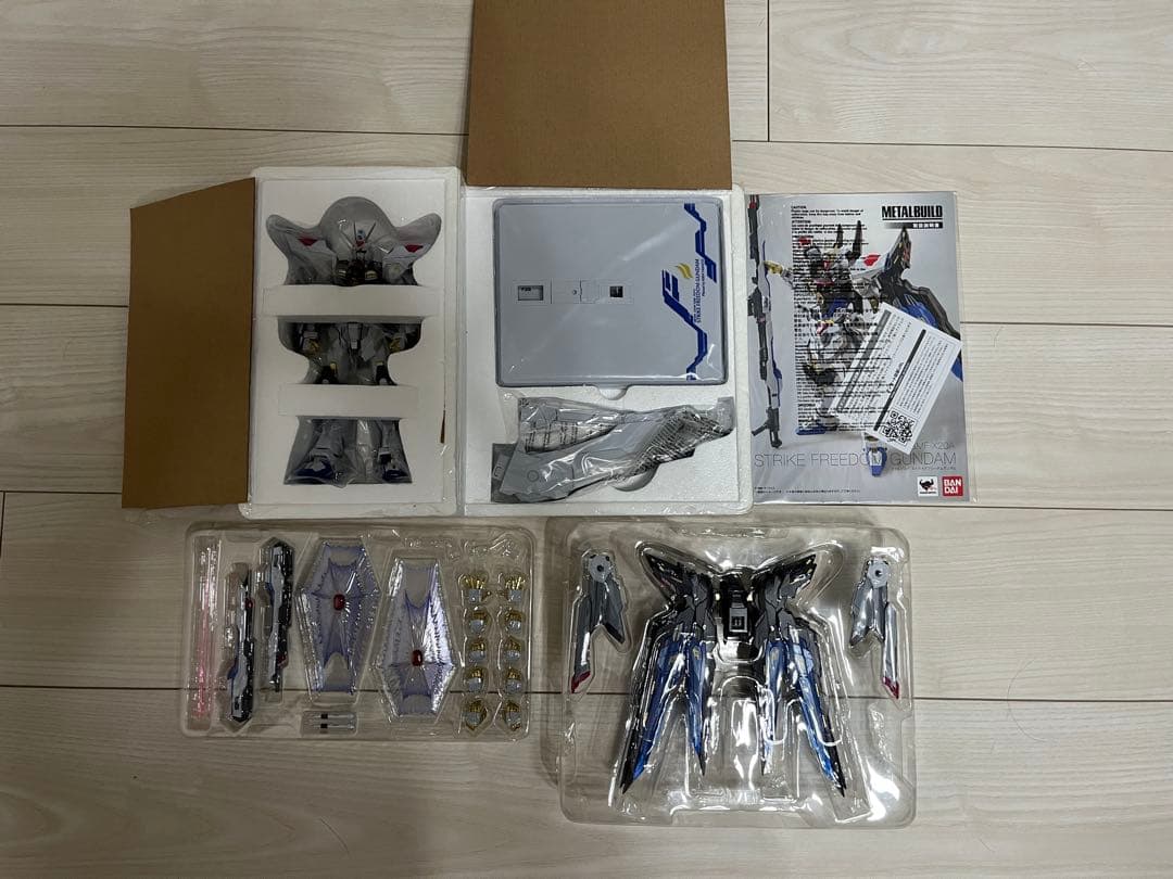 LBUILD ストライクフリーダムガンダム