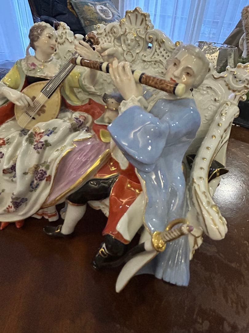 美品★Meissen (ソファーの二人)ケンドラー　マイセン　フィギュリン　人形