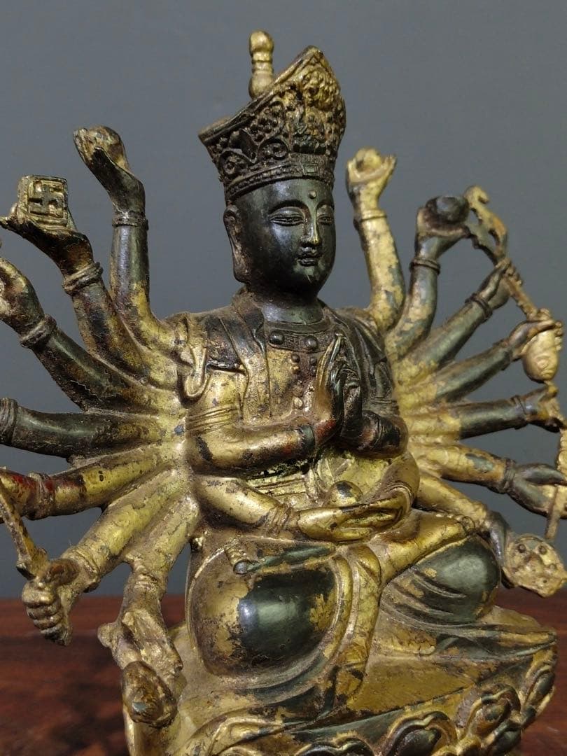 旧蔵品　純銅製・泥金仕上げ　十八腕仏像　准胝仏母 アンティーク　唯一無二　時代物