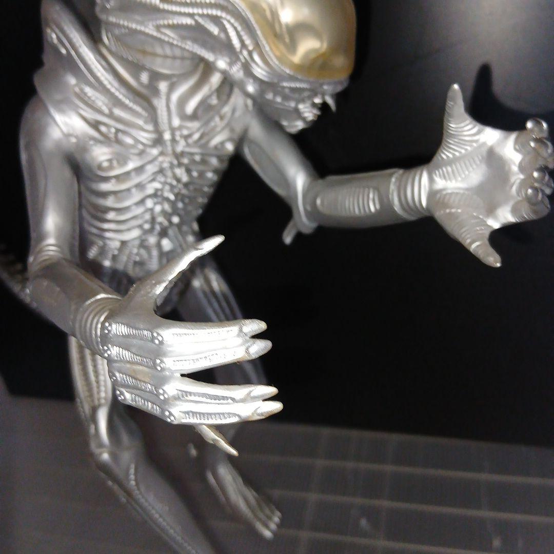 エイリアンフィギュア 可動式 シルバー 約30cm