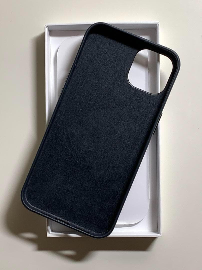 【新品】純正 iPhone 13 レザーケース・ミッドナイト①