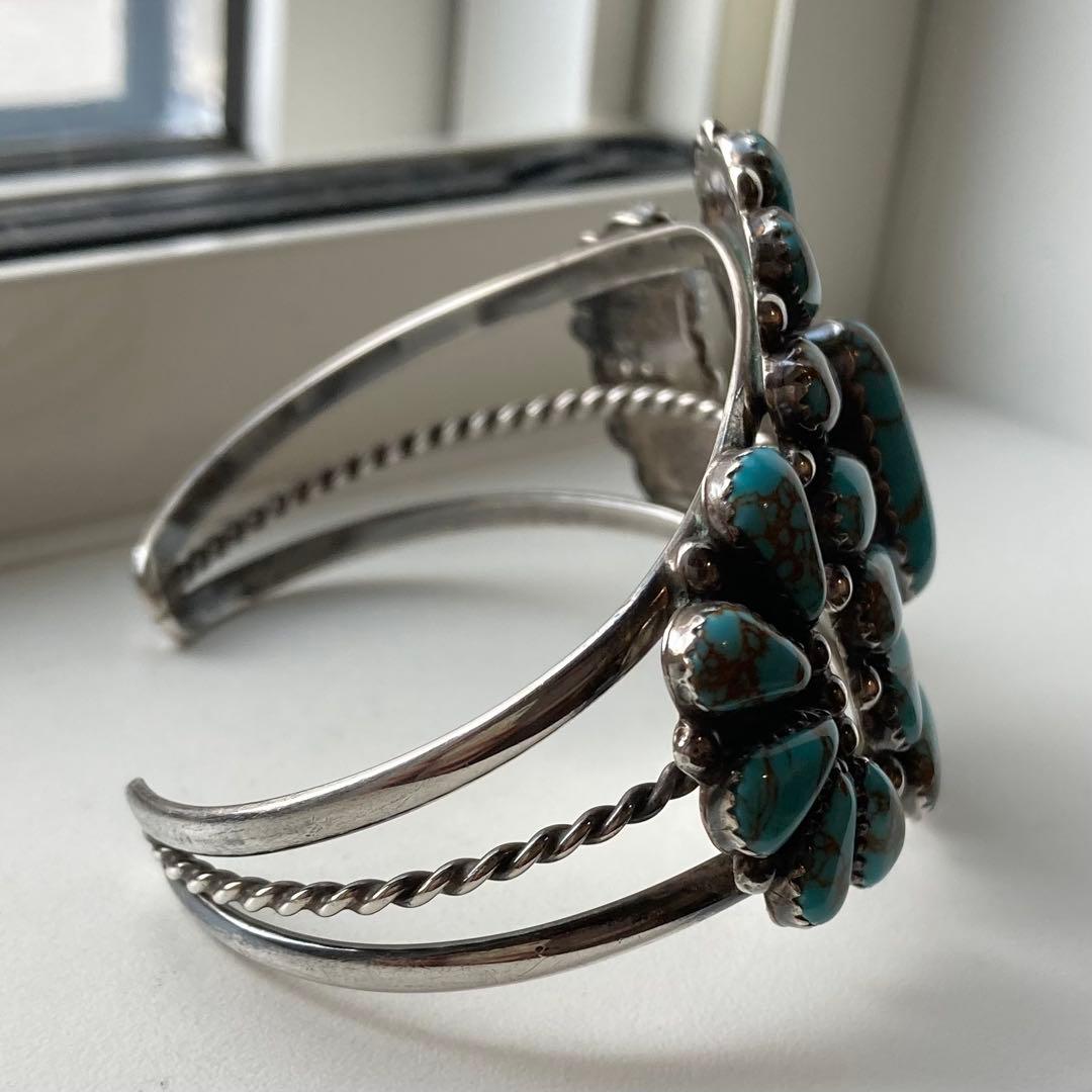 スターリングシルバー ナバホ族 ターコイズ フラワー クラスター バングル
