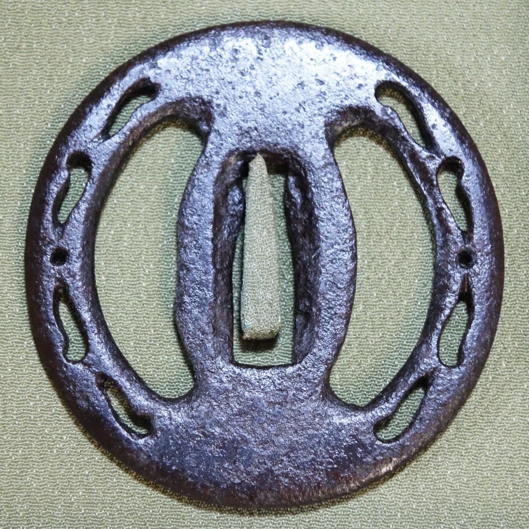 【 肥後 左右海鼠透鍔 】 鍔 鐔 刀装具 日本刀 江戸時代 骨董 アンティーク