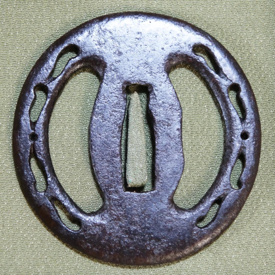 【 肥後 左右海鼠透鍔 】 鍔 鐔 刀装具 日本刀 江戸時代 骨董 アンティーク