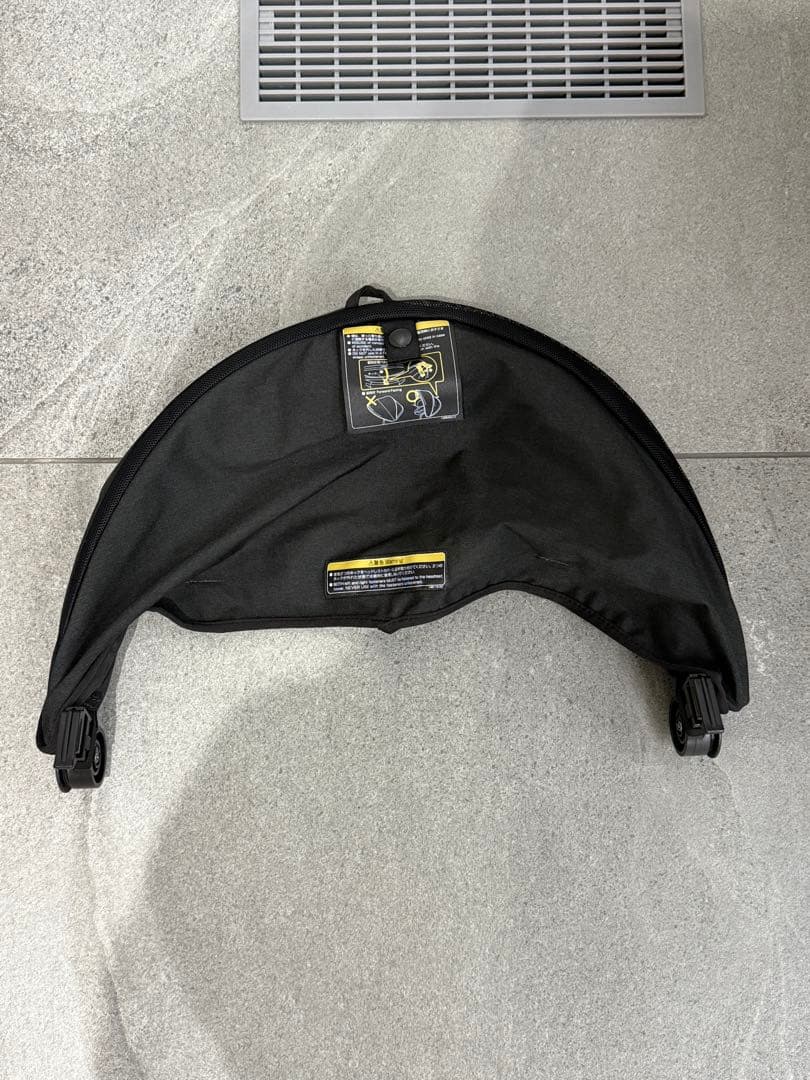 Combi クルムーヴ コンパクト R129 エッグショック