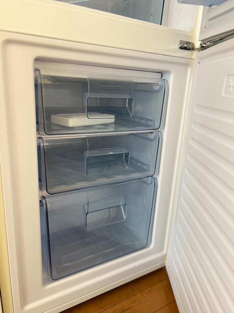 Grand Line ホワイト冷蔵庫 レトロスタイル 2ドア 2020年製