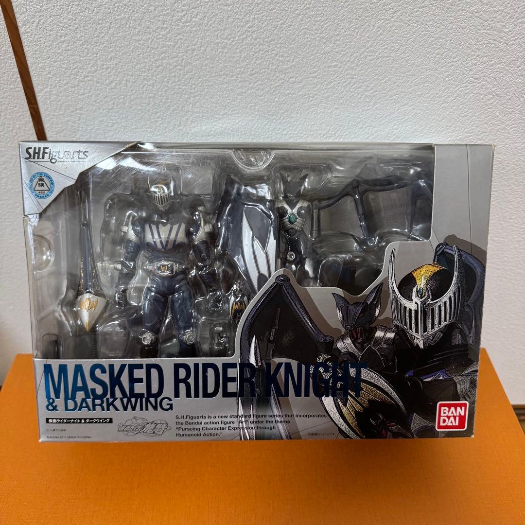 バンダイ S.H.Figuarts仮面ライダーナイト＆ダークウイングセット