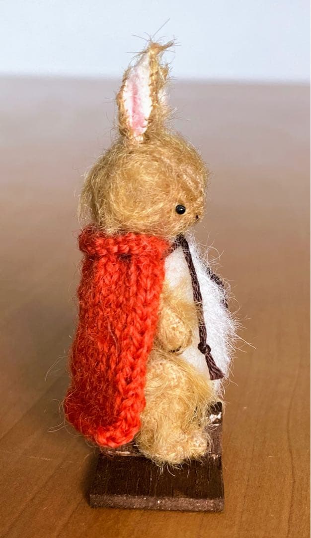 ⭐️こはるさん専用です。⭐️moriのえほん様　オレンジマントのうさぎさん