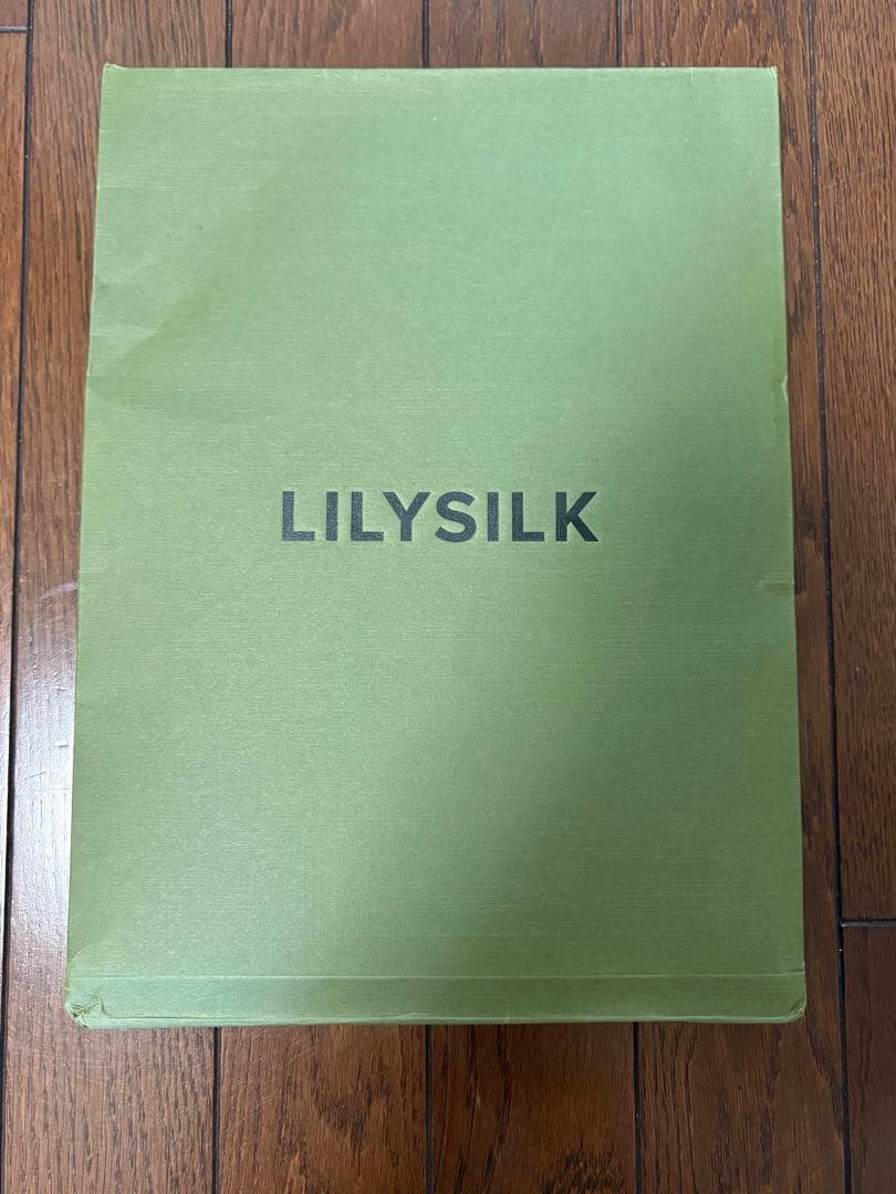 新品　リリーシルク　シルクパジャマ　キッズ　120