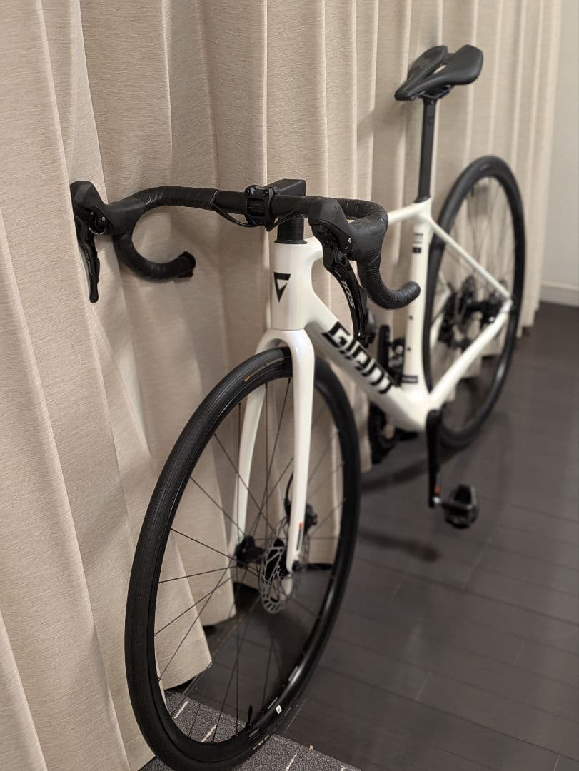 ジャイアント GIANT TCR Advanced 2 KOM 2025モデル