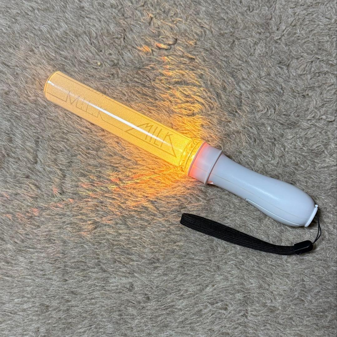 M!LK カラチェン ペンライト