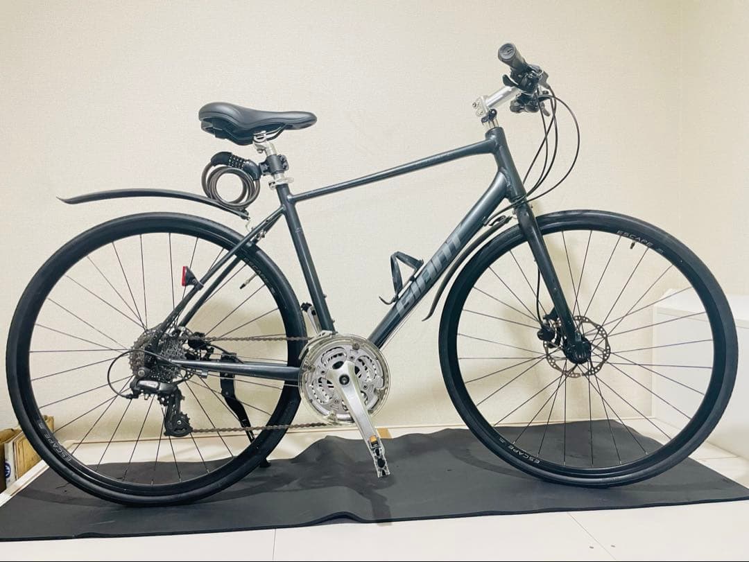 GIANT ジャイアントESCAPE DISC クロスバイク 700c