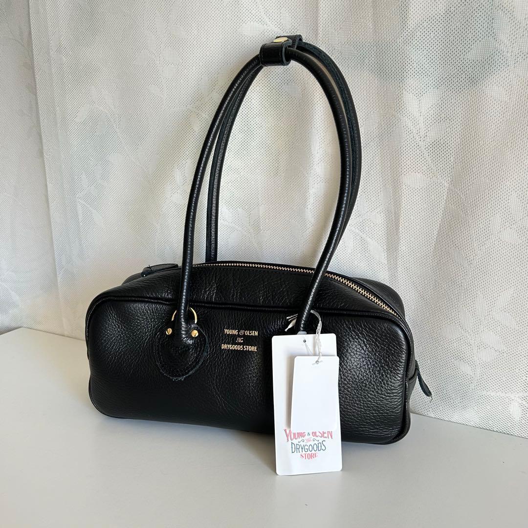 今季ヤングアンドオルセン黒レザーバッグ（定価39600 のお品)美品です