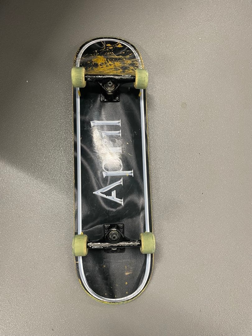 朱*航様 April エイプリル　スケートボード　テンサー