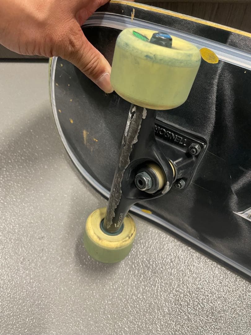 朱*航様 April エイプリル　スケートボード　テンサー