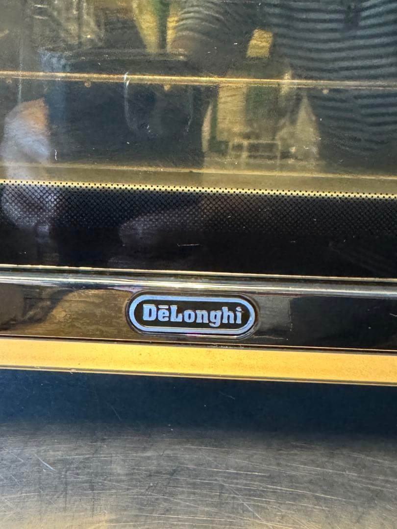 DeLonghi オーブン&トースター (ピザストーン付き)