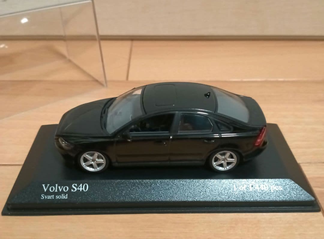 MINICHAMPS✪Volvo S40 1:43スケール