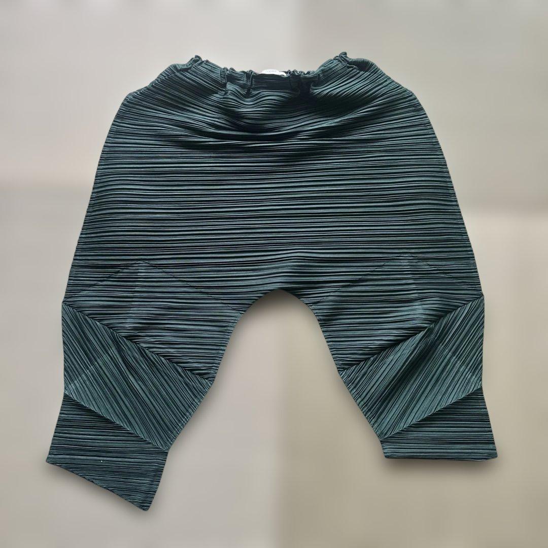 PLEATS PLEASE変形パンツサイズ3