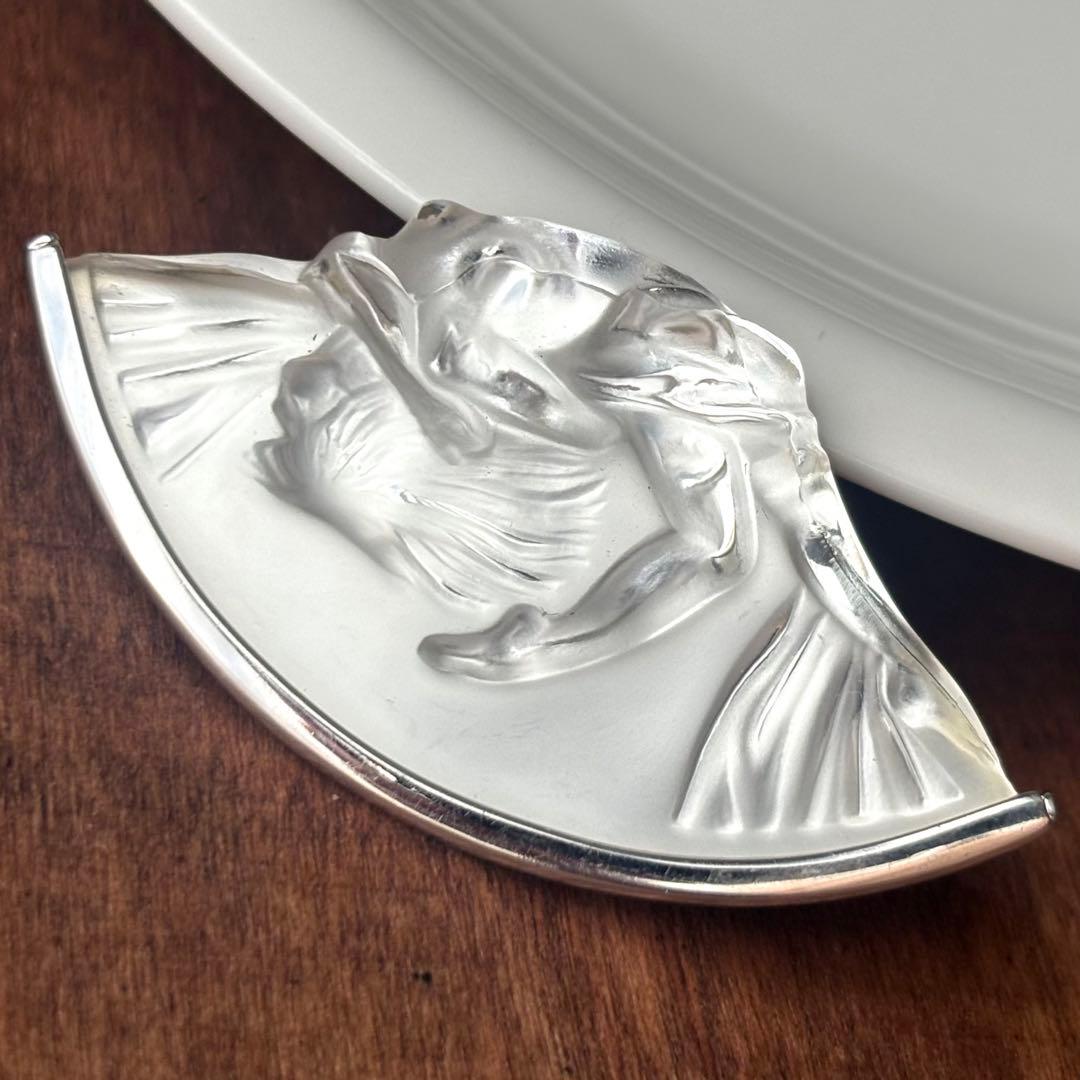LALIQUE◎ シルバー925刻印カービングクリスタルブローチ◎ルネ・ラリック