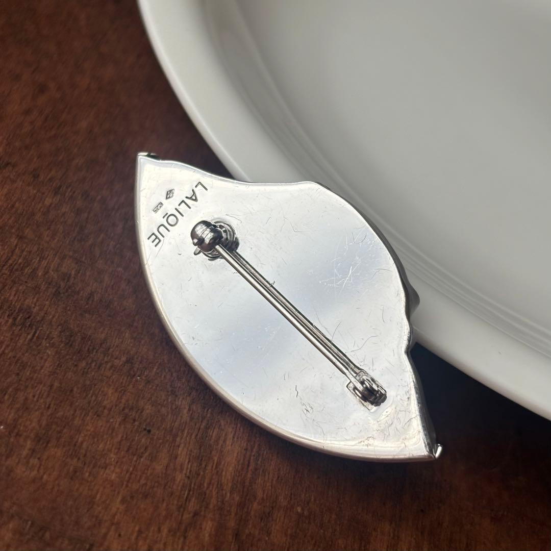 LALIQUE◎ シルバー925刻印カービングクリスタルブローチ◎ルネ・ラリック