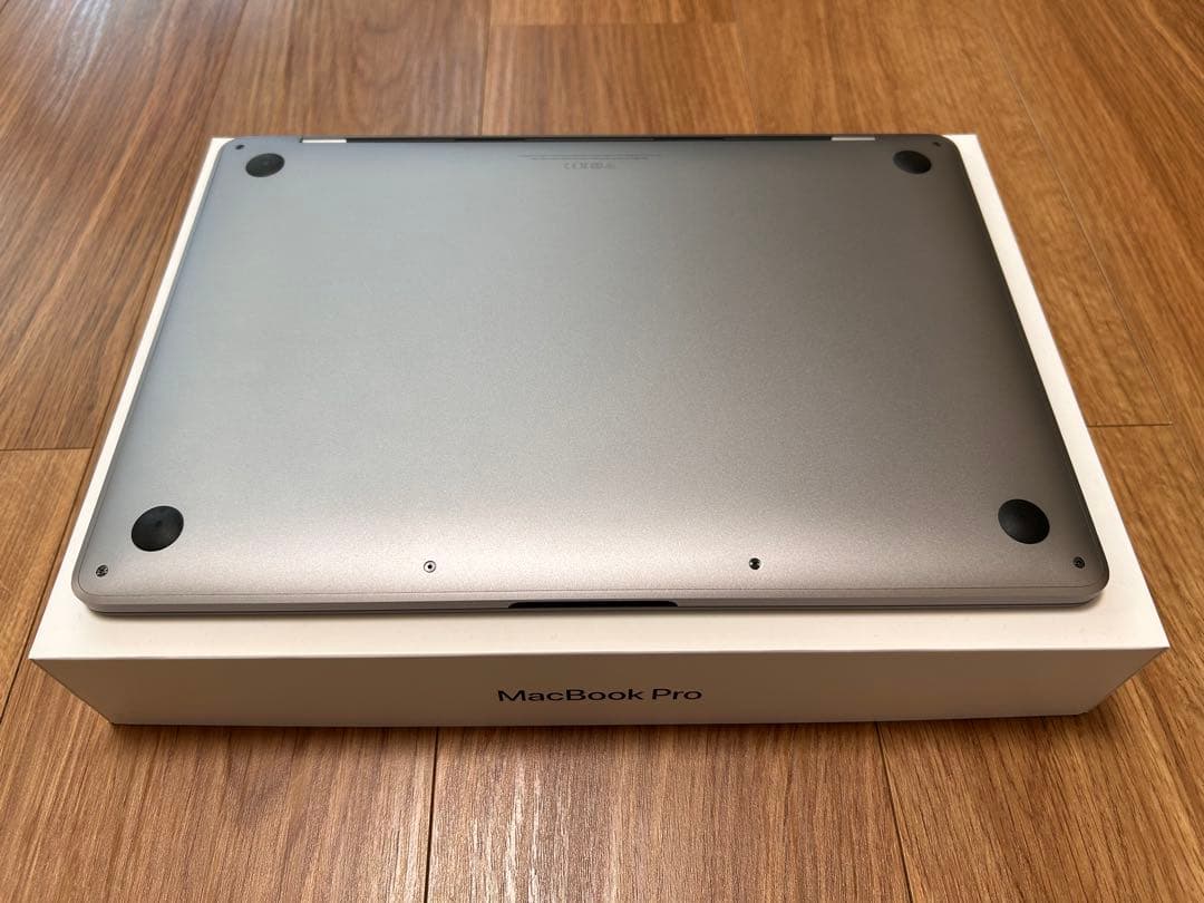MacBook Pro 13インチ 2019 スペースグレー
