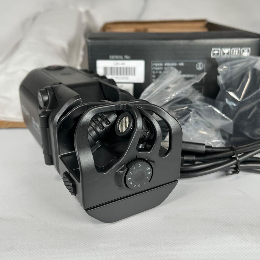 Zoom Q8n-4K ビデオカメラ本体