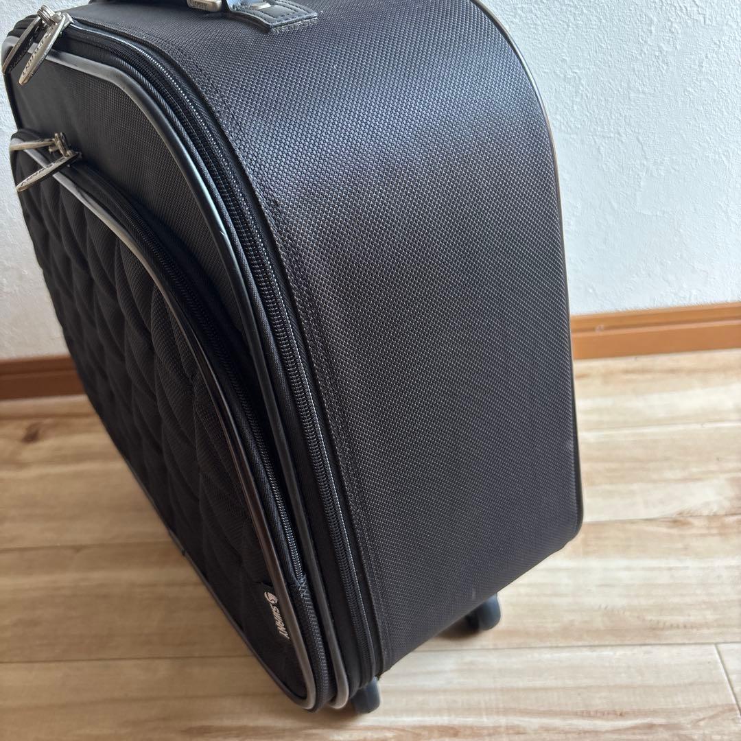 スワニー　キャリーバッグ　コンパクト　黒　美品寄り　最安値