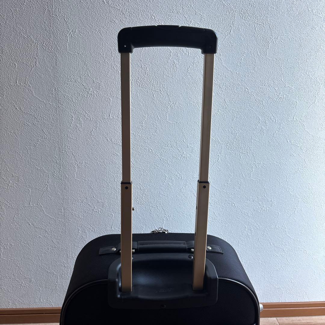 スワニー　キャリーバッグ　コンパクト　黒　美品寄り　最安値