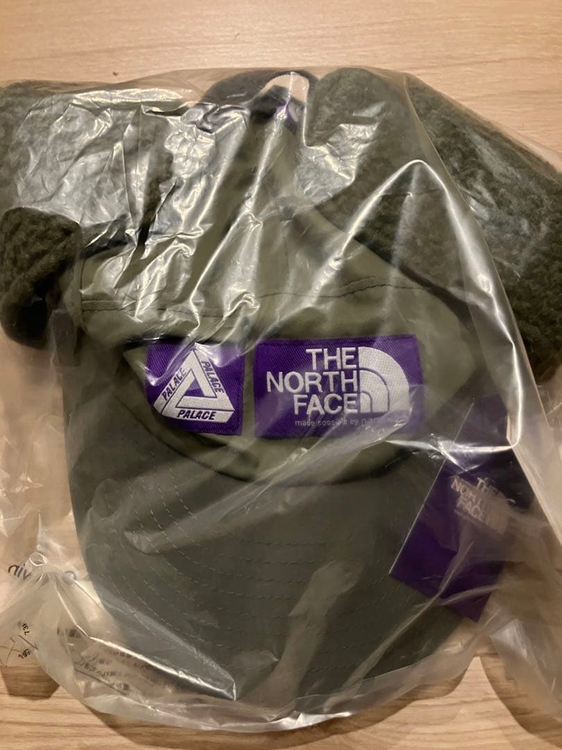 THE NORTH FACE × PALACE フライトキャップ