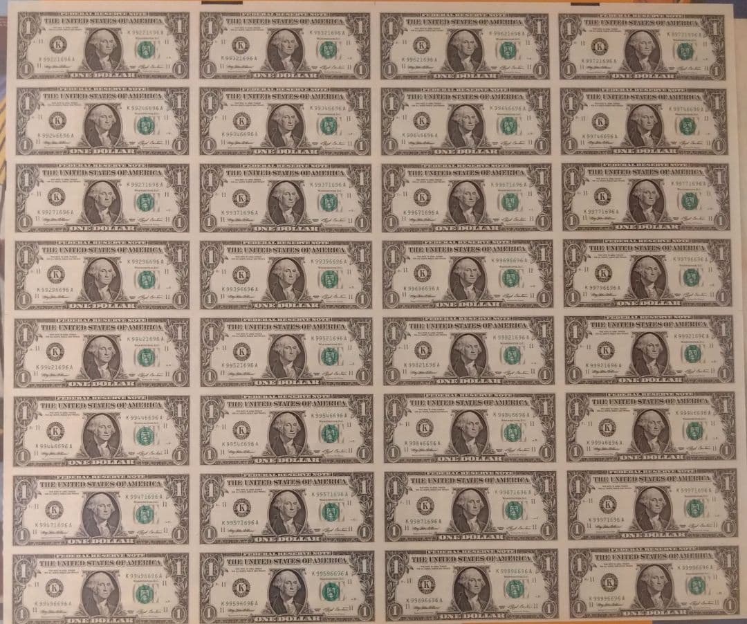 米ドル １ドル紙幣シート 32枚 未裁断 アメリカ 1ドル札 コレクション品
