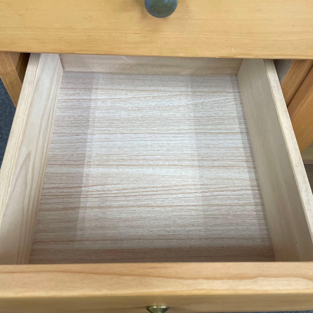 【美品】木製キャビネット ナチュラル 幅70cm サイドボード　北欧風　家具