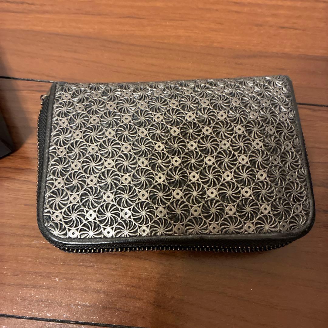 ヒコロハヤシ　二つ折り財布