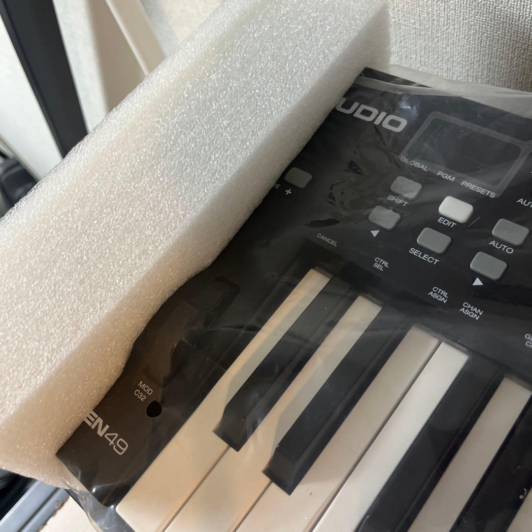 M-AUDIO Oxygen 49 MIDIキーボード