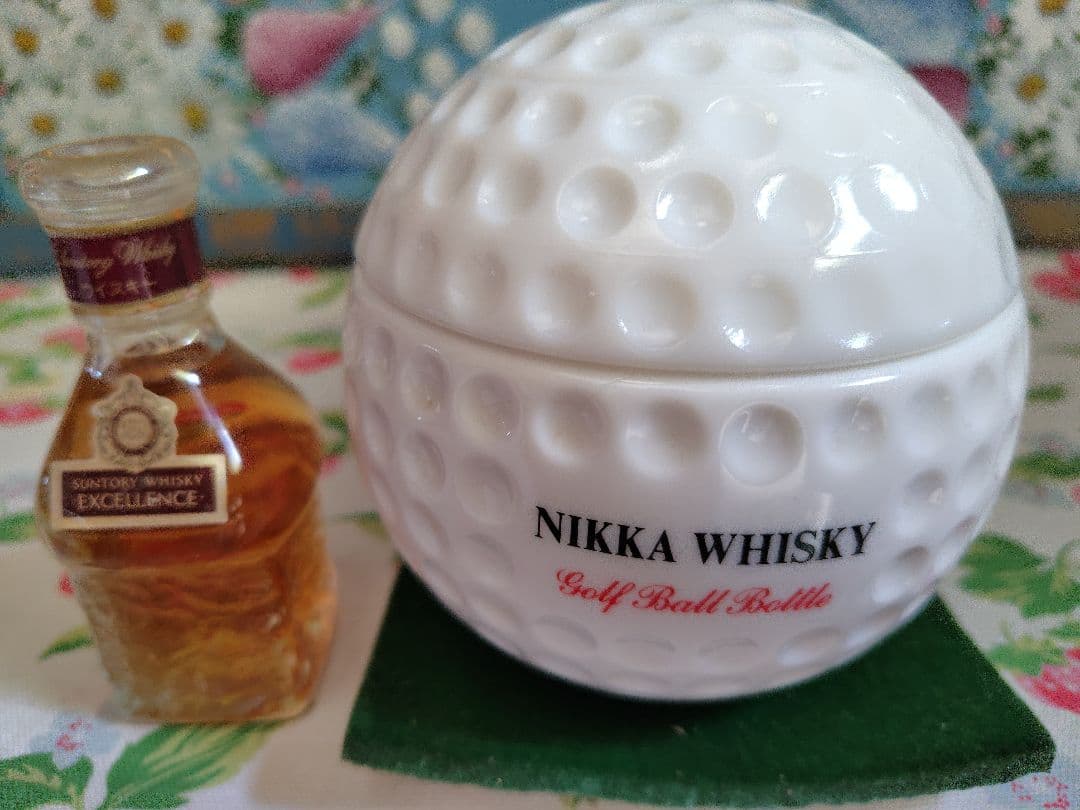 ニッカウヰスキー ゴルフボールボトル サントリー　ウイスキー ミニボトル