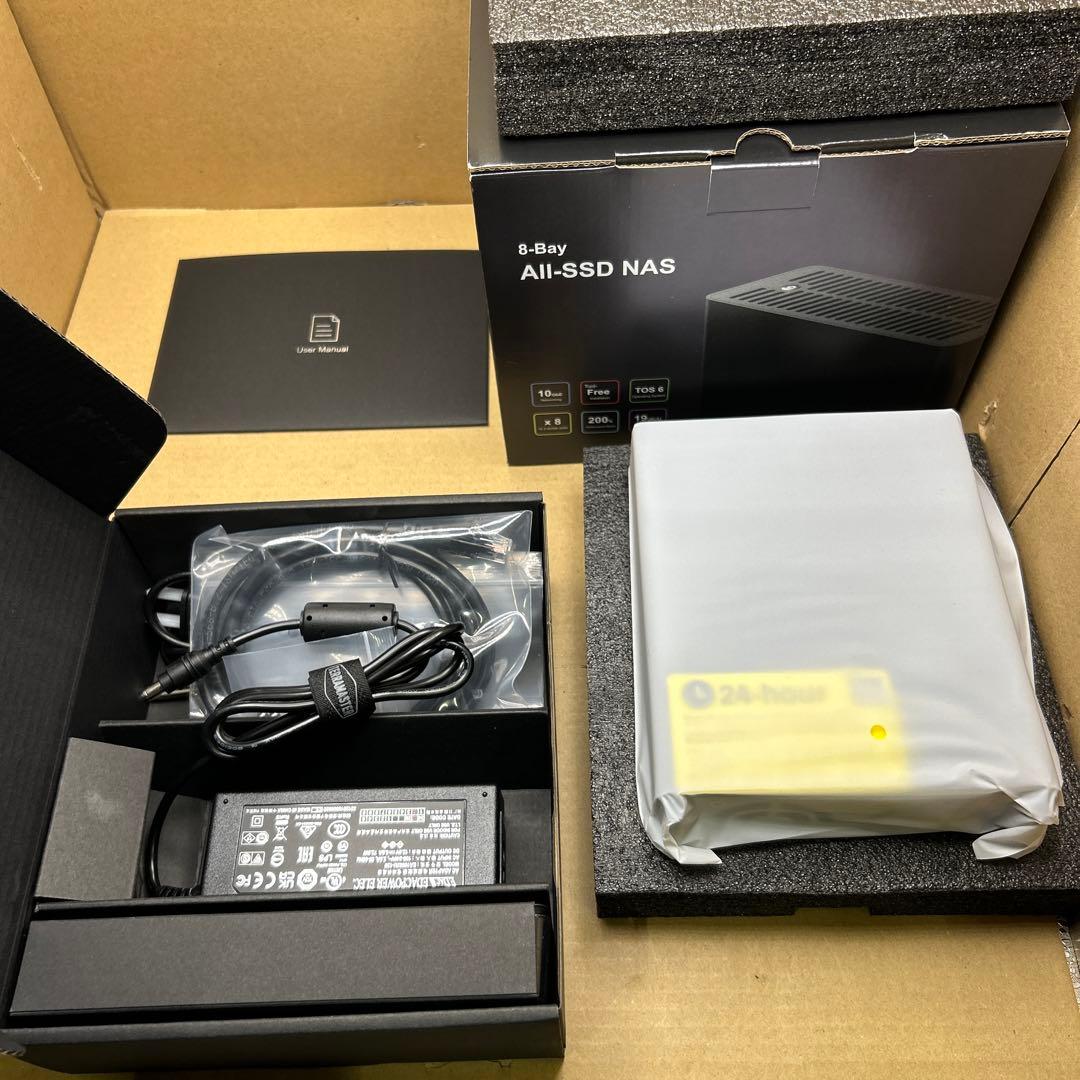 TERRAMASTER テラマスター F8 SSD Plus