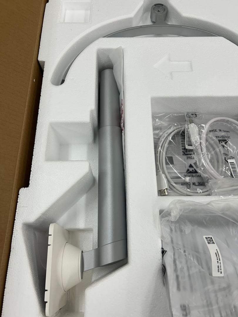 コムギ。LG モニター 27UL850-W / 27インチ